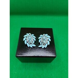 LISNER Aqua Blue Rhinestone Silvertone Clip-on Earrings Vintage Lovely #005